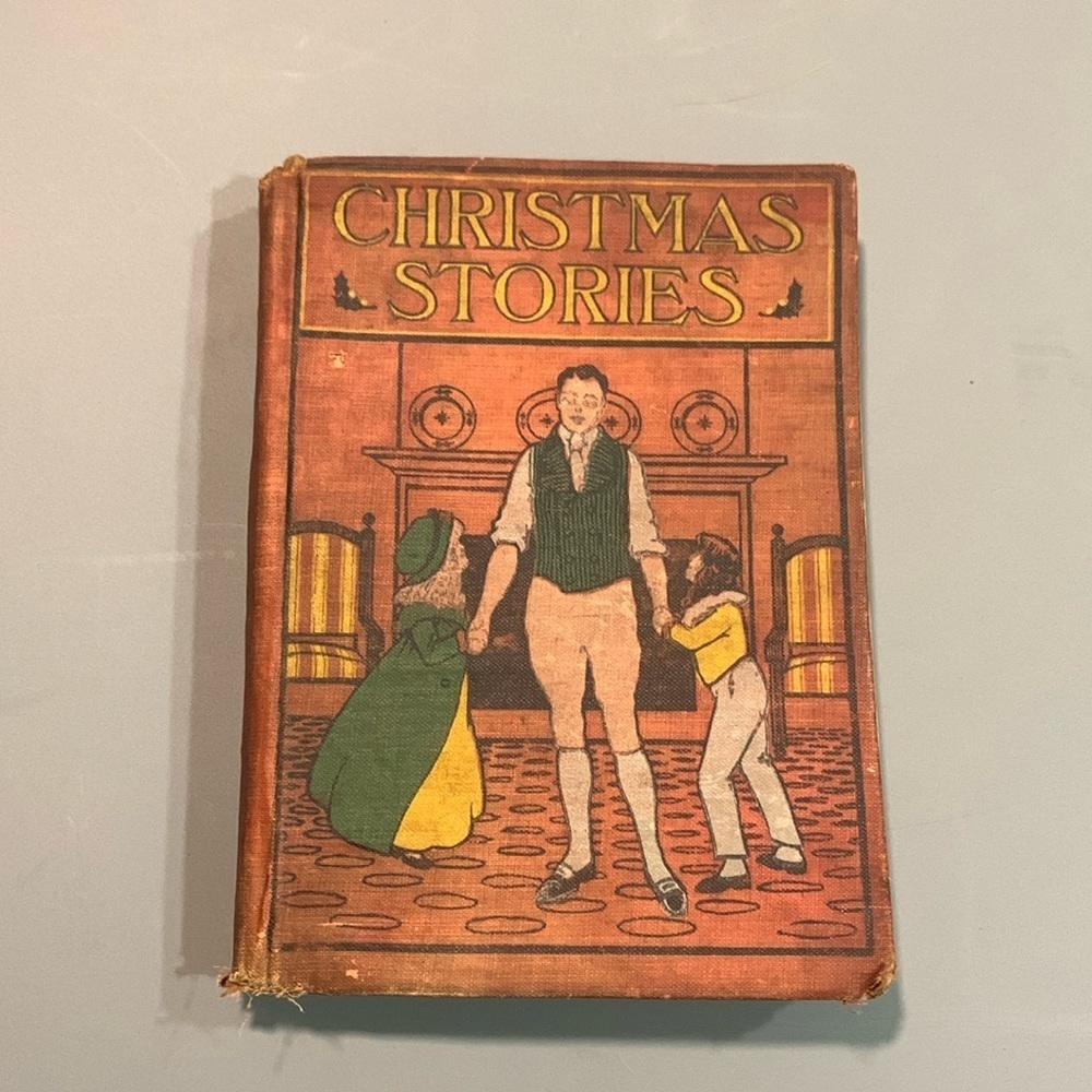 🎄 *Rare* Christmas Stories by Charles Dickens first edition with cloth cover